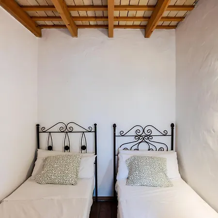 Holiday home Casa Joya - House In Casco Antiguo With Patio & Roof Terrace *